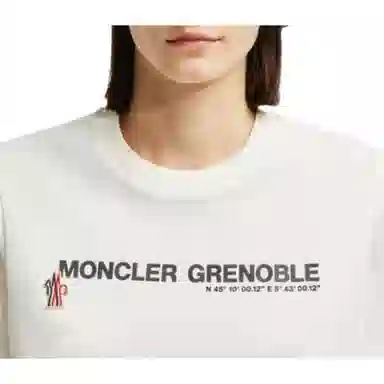 Moncler T