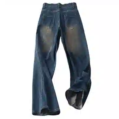 maxim's de paris vibe