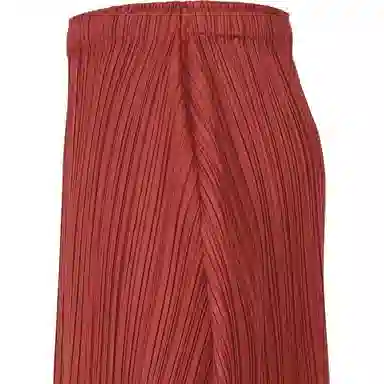 PLEATS PLEASE ISSEY MIYAKE