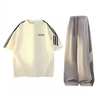 maxim's de paris logoT