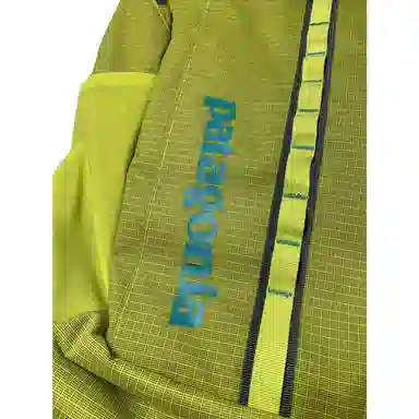 patagonia25L Black Hole Logo