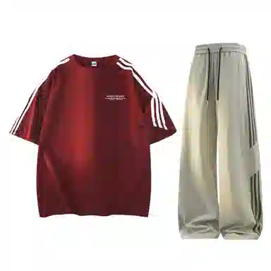 maxim's de paris logoT