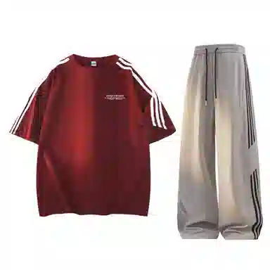 maxim's de paris logoT