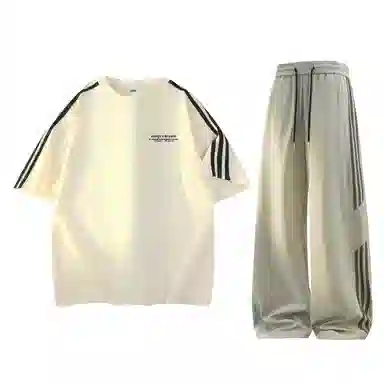 maxim's de paris logoT