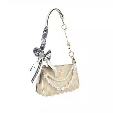COACH Nolita 19 Logo PVC