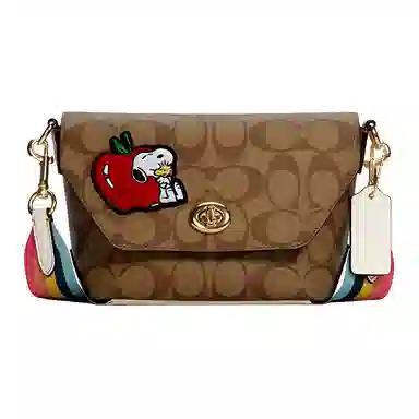 COACH x Peanuts Snoopy karlee 23