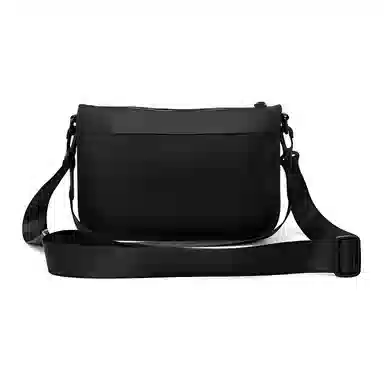 乔丹 校园大容量 涤纶 单肩斜挎包 男女同款情侣款 黑色