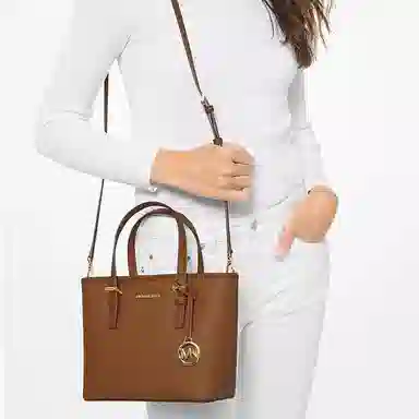 Michael Kors Jet Set Caramel Brown