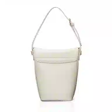 ROBERTA DI CAMERINO R