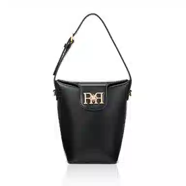 ROBERTA DI CAMERINO R