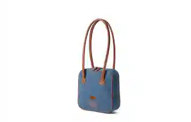 Lee Shoulder Bag Blue