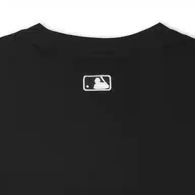 MLB T