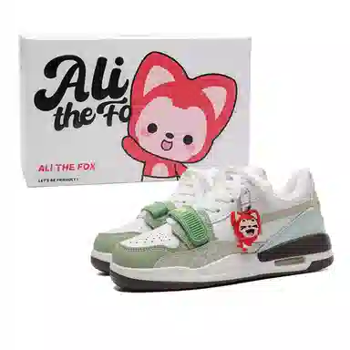 ALI THE FOX