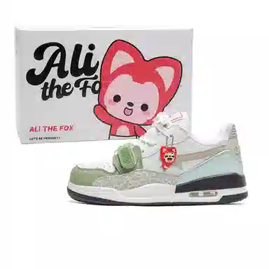 ALI THE FOX