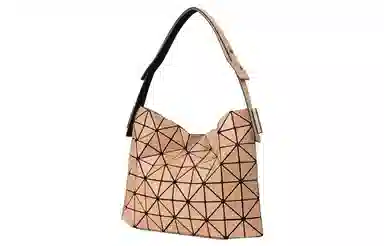 ISSEY MIYAKE Lucent Baguette