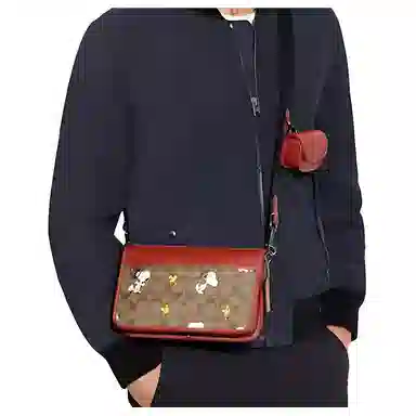 COACH x Peanuts Snoopy Heritage 25