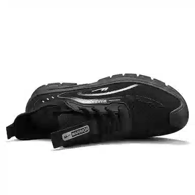 Warrior Lightweight Sneakers