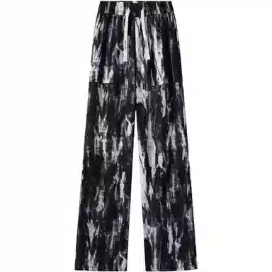 maxim's de paris logo