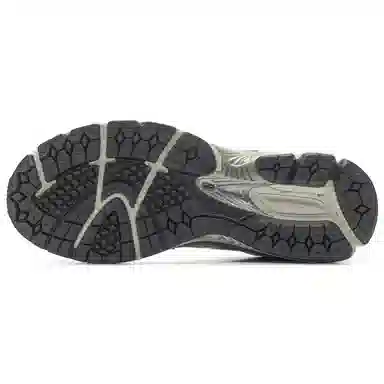 New Balance 860 v2 White Grey