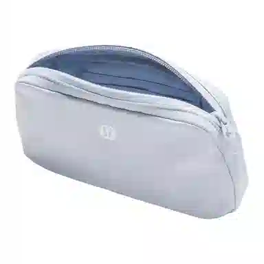 lululemon 7L Pack and Go Logo