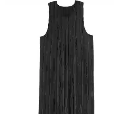 PLEATS PLEASE ISSEY MIYAKE