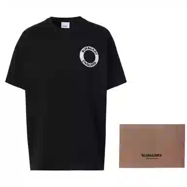 Burberry SS22 T