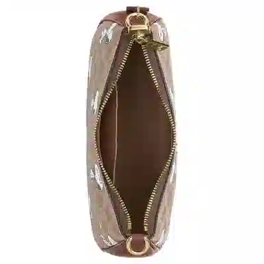 COACH Peanuts Teri 24 Logo