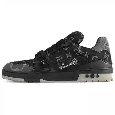Louis Vuitton Trainer Black