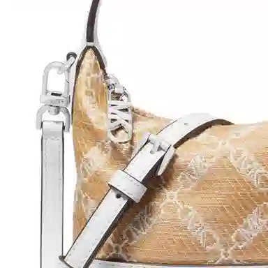 MICHAEL KORS MK Wythe Logo