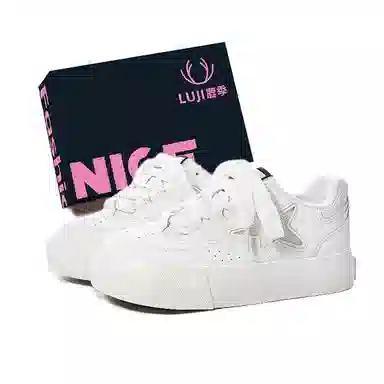 Luji Star Low Top Sneakers 2025