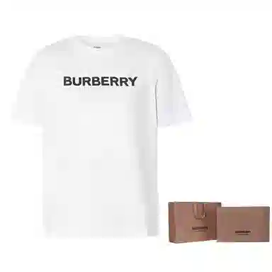 Burberry SS22 T