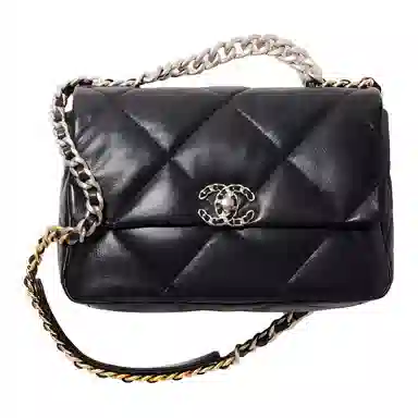 CHANEL 19Bag