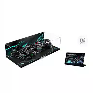LIGHT YOUR BRICKS Mercedes-AMG F1 Display Case