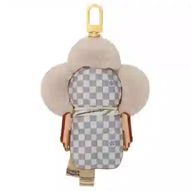 LOUIS VUITTON Vivienne Fashionista