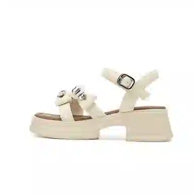 DAPHNE PU