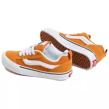 Vans Knu Skool