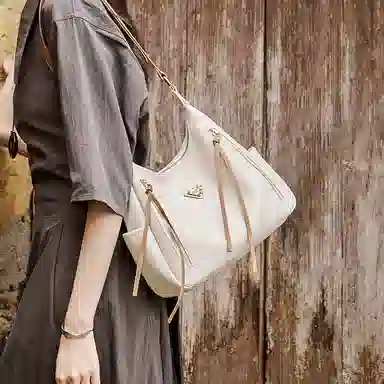 纳兰杜 高级感时尚潮流百搭 牛皮 单肩包 大号 女款 米白拼杏色