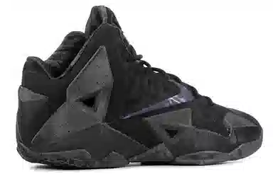 Nike Lebron 11 Blackout