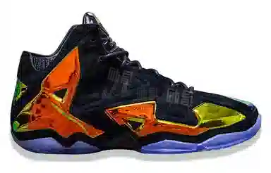 Nike LeBron 11 EXT Kings Crown