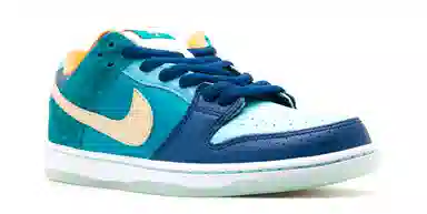 Nike Dunk SB MIA Skate Shop