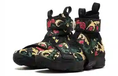 KITH x Nike Lebron 15 Lifestyle Kings Crown