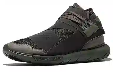 Y-3 Qasa