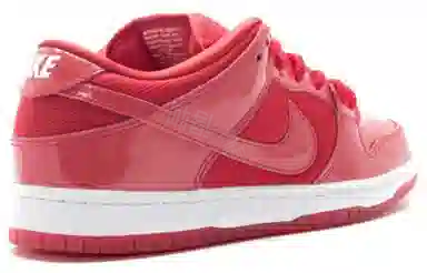 Nike Dunk SB Red Space Jam