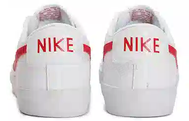 Nike Blazer Low LX Univerisity Red