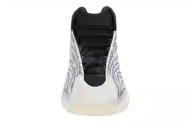 adidas originals Yeezy QNTM Lifestyle Model