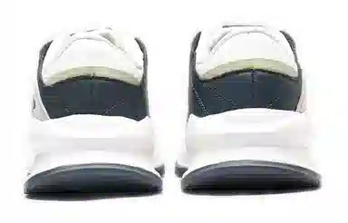特步 时尚百搭休闲鞋 白灰