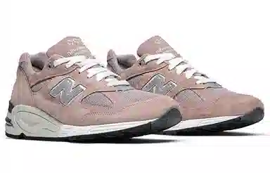 New Balance NB 990 V2 Rose