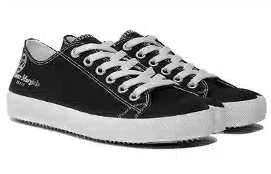 Maison Margiela Tabi Low Black