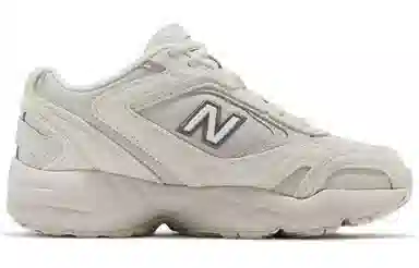 New Balance 452 Beige