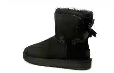 UGG Bailey Bow Short Black